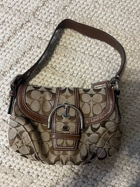 COACH soho buckle shoulder bag